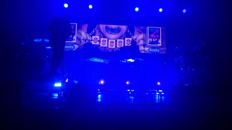 Breakbot